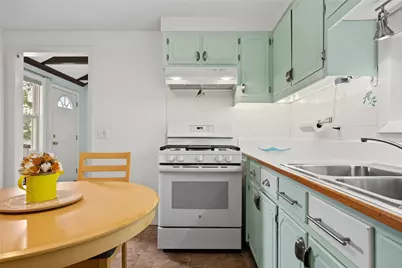 2 Pagnano Street, Bristol, RI 02809 - Photo 6