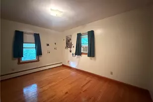 28 Arthur St, West Warwick, RI 02893 - Photo 16