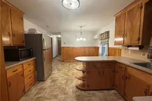 28 Arthur St, West Warwick, RI 02893 - Photo 12