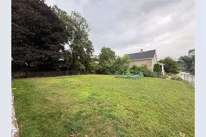 28 Arthur Street, West Warwick, RI 02893 - Photo 2
