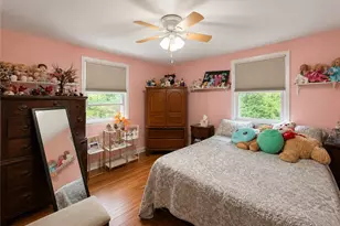 123 Wampanoag Rd, Warwick, RI 02818 - Photo 8