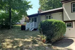 180 Diamond Hill Rd, Warwick, RI 02886 - Photo 4