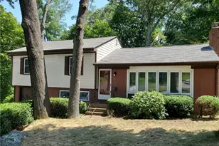 180 Diamond Hill Rd, Warwick, RI 02886 - Photo 1