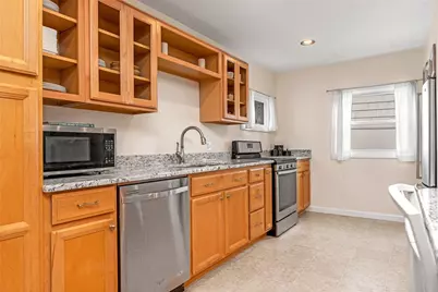 26 Bowden Avenue, Barrington, RI 02806 - Photo 12