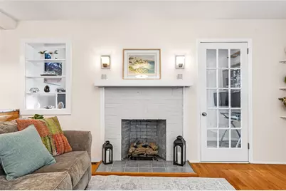 26 Bowden Avenue, Barrington, RI 02806 - Photo 10