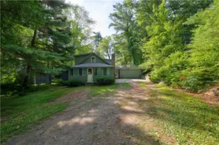 26 Tucker St, Glocester, RI 02814 - Photo 4
