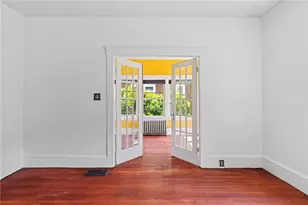 544 Harris Ave, Woonsocket, RI 02895 - Photo 10