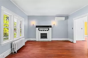 544 Harris Ave, Woonsocket, RI 02895 - Photo 8