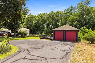 544 Harris Avenue, Woonsocket, RI 02895 - Photo 30