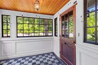 544 Harris Avenue, Woonsocket, RI 02895 - Photo 4