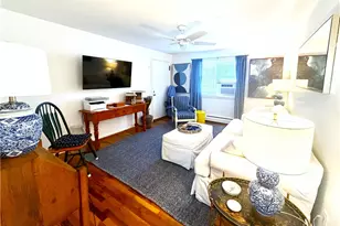 70 Carroll Ave, Newport, RI 02840 - Photo 4