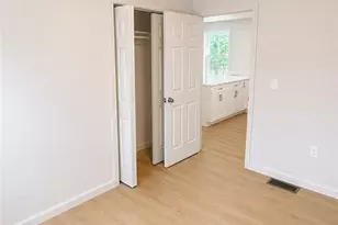134 Florence St, Providence, RI 02909 - Photo 6