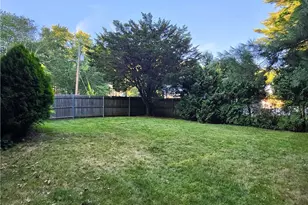 46 Sunapee Ct, Coventry, RI 02816 - Photo 36