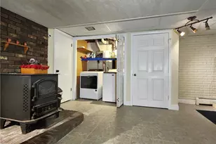 46 Sunapee Ct, Coventry, RI 02816 - Photo 32