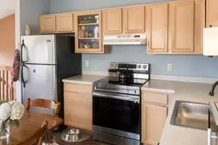 4 Julie St, Cumberland, RI 02864 - Photo 4