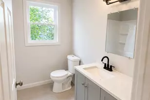 134 Florence St, Providence, RI 02909 - Photo 10