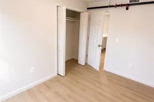 134 Florence St, Providence, RI 02909 - Photo 8