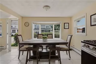 73 Harvard Ave, Warwick, RI 02889 - Photo 8