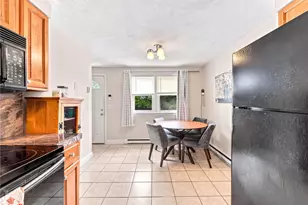 27 Cowesett Ave, West Warwick, RI 02893 - Photo 4