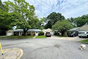 112 Keystone Dr, Warwick, RI 02886 - Photo 2
