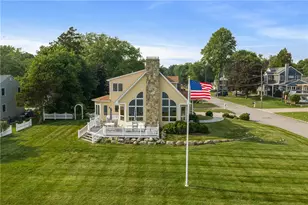 139 Hemlock Ave, Warwick, RI 02886 - Photo 36