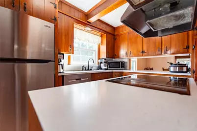 396 Norwood Avenue, Warwick, RI 02888 - Photo 12
