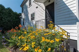 396 Norwood Ave, Warwick, RI 02888 - Photo 4