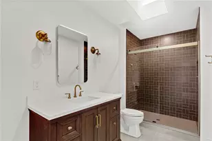2 Stone Brg Dr, Middletown, RI 02842 - Photo 32