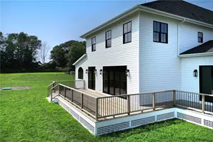 2 Stone Brg Dr, Middletown, RI 02842 - Photo 36