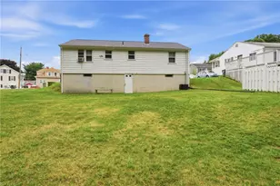 27 Danby St, Providence, RI 02904 - Photo 38