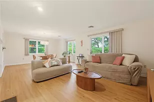 185 Manville Hill Rd, Cumberland, RI 02864 - Photo 10