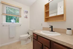 185 Manville Hill Rd, Cumberland, RI 02864 - Photo 18