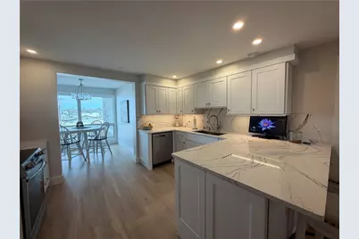 31 Coddington #21, Newport, RI 02840 - Photo 18