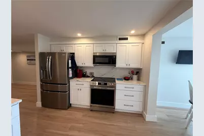 31 Coddington #21, Newport, RI 02840 - Photo 22