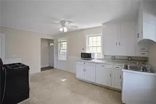 84 Spring St, Lincoln, RI 02838 - Photo 8