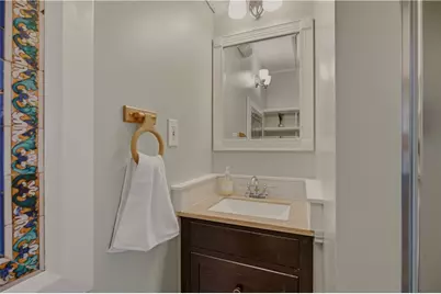 21 Clinton Avenue, Newport, RI 02840 - Photo 14