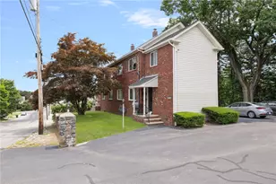 44 Newell St, West Warwick, RI 02893 - Photo 6