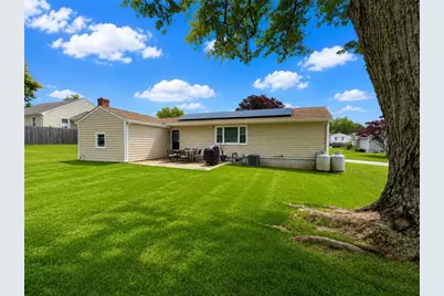 82 Kearns Avenue, Tiverton, RI 02878 - Photo 4