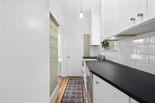 22 Ogden St, Providence, RI 02906 - Photo 16