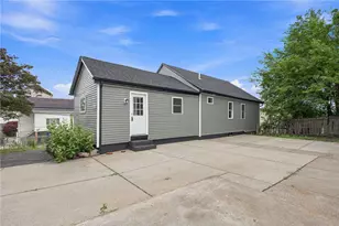 33 Tower St, Pawtucket, RI 02860 - Photo 26
