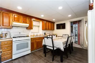 25 Ardway Ave, Warwick, RI 02889 - Photo 18