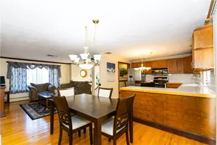 25 Ardway Ave, Warwick, RI 02889 - Photo 6