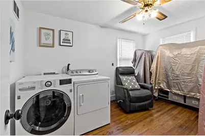 756 Metacom Avenue, Bristol, RI 02809 - Photo 18
