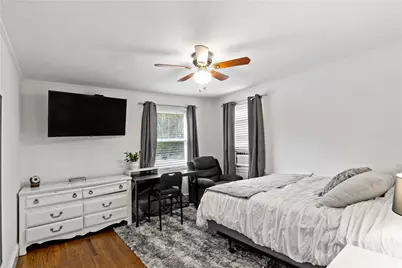 756 Metacom Avenue, Bristol, RI 02809 - Photo 16