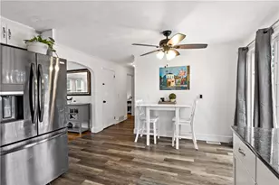 756 Metacom Ave, Bristol, RI 02809 - Photo 10