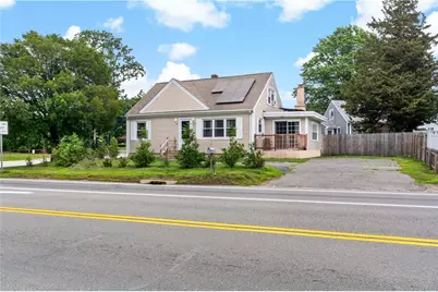 756 Metacom Avenue, Bristol, RI 02809 - Photo 30