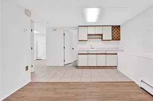 44 Village Ave, Cranston, RI 02920 - Photo 26