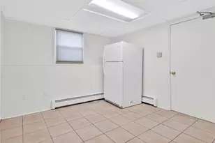44 Village Ave, Cranston, RI 02920 - Photo 30