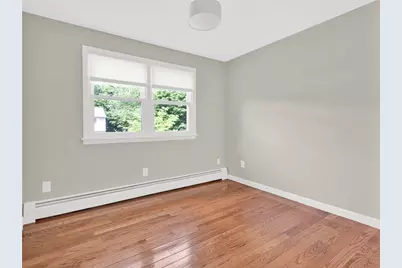 44 Village Avenue, Cranston, RI 02920 - Photo 18