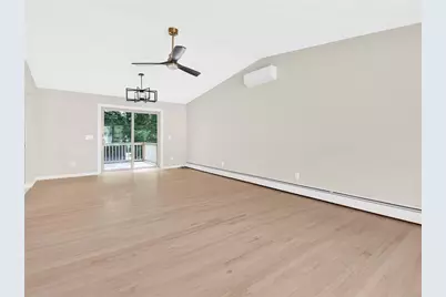 44 Village Avenue, Cranston, RI 02920 - Photo 16